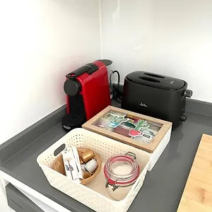  Apartamento Precioso Estudio En Barajas, A Un Paso Del Metro España